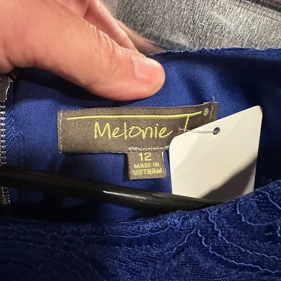 Melonie blue lace dress woman’s size 12 - Picture 3 of 4